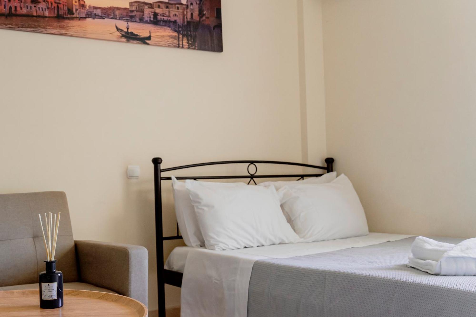 Cozy Nights Apartment เมสสินี ภายนอก รูปภาพ